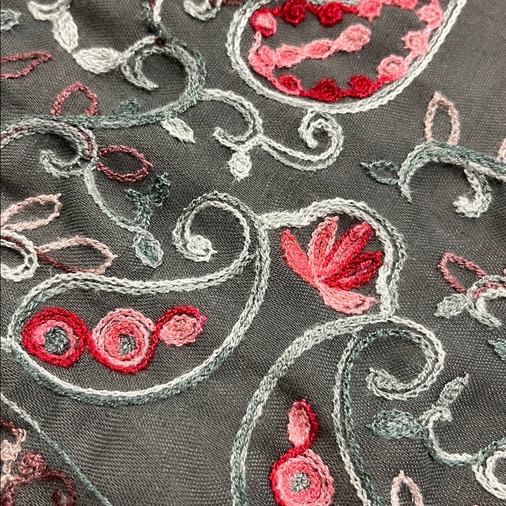 BOHO Granola Girl Paisley/Foliage Border Embroidered 28' x 74" Grey Sage Scarf - Picture 10 of 15